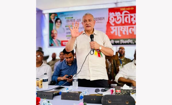 ফেসবুকে জিততে পারলে মাঠে জিতবেন : এম নাসের রহমান