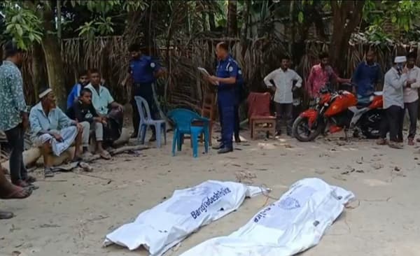 একই রশিতে গাছে ঝুলন্ত মা-ছেলের লাশ উদ্ধার