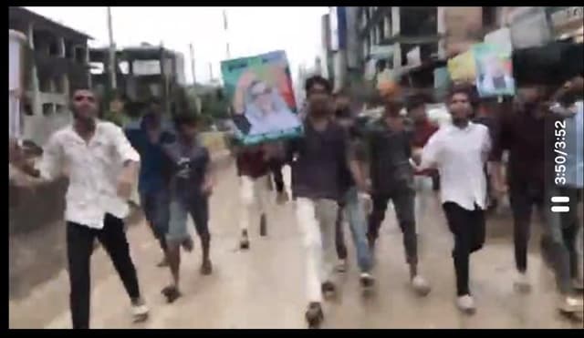 নোয়াখালীতে নিষিদ্ধ ছাত্রলীগের ঝটিকা মিছিল, গ্রেপ্তার ৬ তরুণ