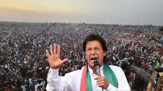 কাশ্মীর উত্তেজনার মধ্যেই পাকিস্তানে ইমরান খানের মুক্তি দাবি