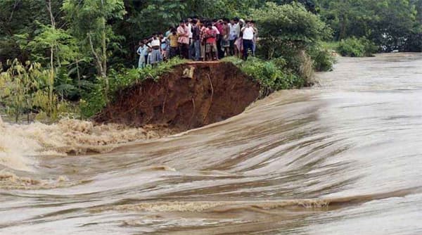 সিলেট-সুনামগঞ্জ-মৌলভীবাজারে বন্যার আশঙ্কা, বিপদসীমা ছুঁইছে নদী