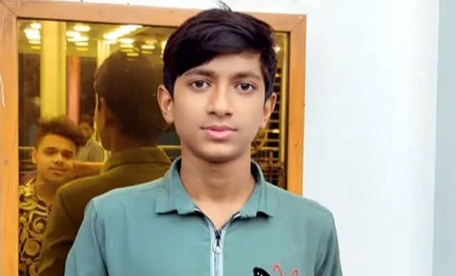 বরিশালে ছিঁড়ে পড়া তার কেড়ে নিল কিশোরের জীবন