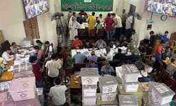 জাকসু ভোট গণনা তিনদিনে শেষ, এবার ফলাফলের জন্য অপেক্ষা