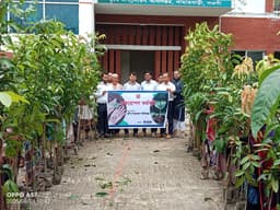 নওগাঁয় কৃষকদের মাঝে ইনতেফার ফলজ-বনজ চারা বিতরণ