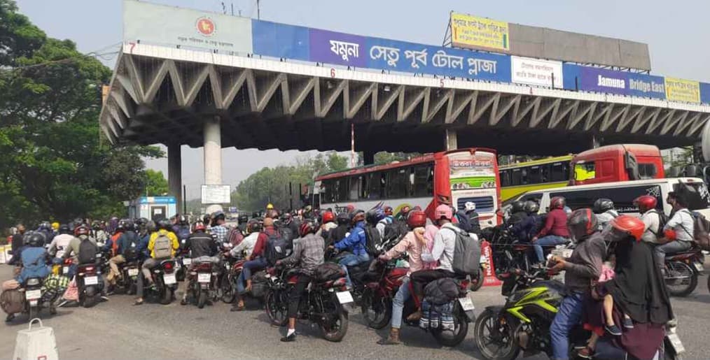 যমুনা সেতুতে টোল আদায়ের নতুন রেকর্ড  