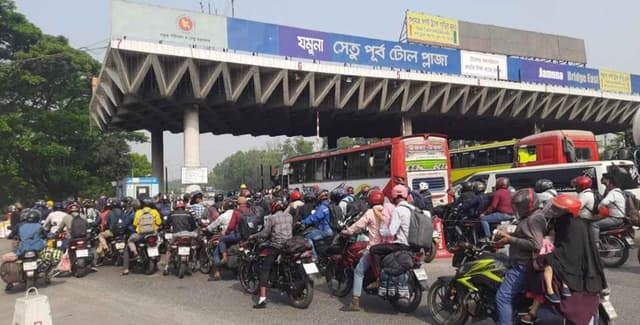 যমুনা সেতুতে টোল আদায়ের নতুন রেকর্ড  