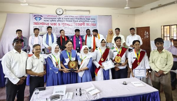 খাগড়াছড়িতে দুর্নীতি প্রতিরোধে শিক্ষার্থীদের বিতর্ক প্রতিযোগীতা