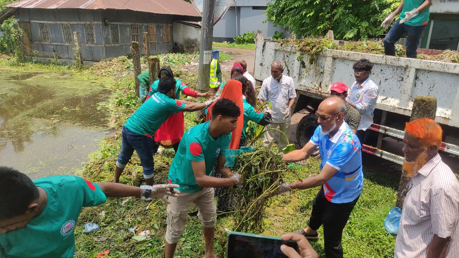 পরিত্যক্ত পুকুর সংস্কারে পিরোজপুরে নাগরিক উদ্যোগ