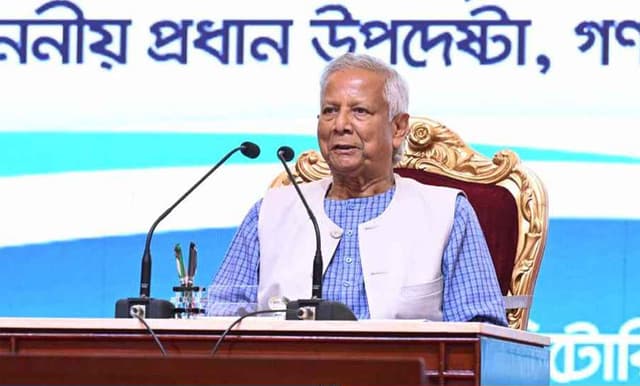 আমরা এখন যুদ্ধাবস্থায়, পুলিশই হবে জাতির অগ্রসেনা: প্রধান উপদেষ্টা
