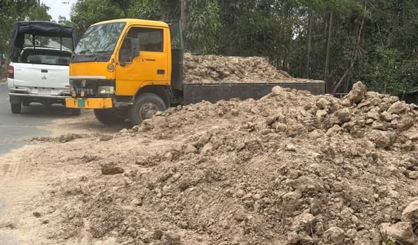 মৌলভীবাজারে অবৈধ বালু উত্তোলনের দায়ে কারাদণ্ড