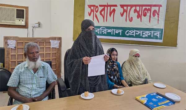 পুলিশ সেজে হামলা, ধরা খেলেন ছাত্রলীগ সভাপতি!
