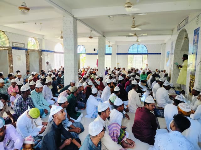 রাঙ্গাবালীর ৮ গ্রামে ঈদ উদযাপন, সৌদি আরবের সঙ্গে মিল রেখে