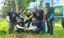 পরিবেশ রক্ষায় গোপালপুরে ব্যতিক্রমী বৃক্ষরোপণ অভিযান