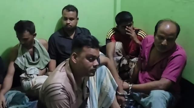 গাজীপুরে পুলিশের ওপর হামলা, ক্যাসিনো চক্রের প্রধানসহ আটক ৭
