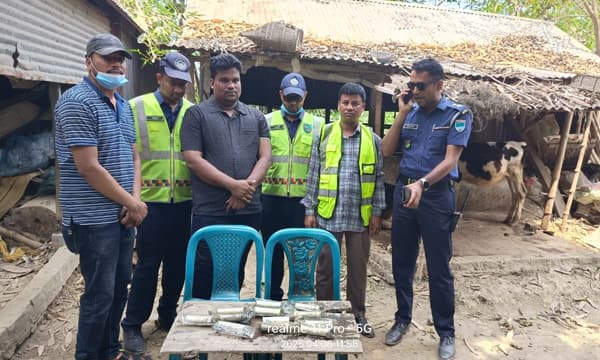 সলঙ্গায় পরিত্যক্ত অবস্থায় ১২টি টিয়ার সেল উদ্ধার