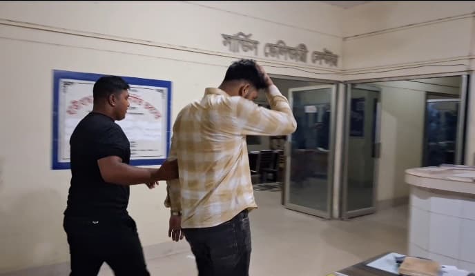 প্রেমে পাগল ভারতীয় যুবক সীমান্ত পেরিয়ে গ্রেপ্তার