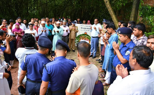 নওগাঁয় শহীদ শ্রাবণসহ সব বীরদের শ্রদ্ধায় পালিত জুলাই দিবস