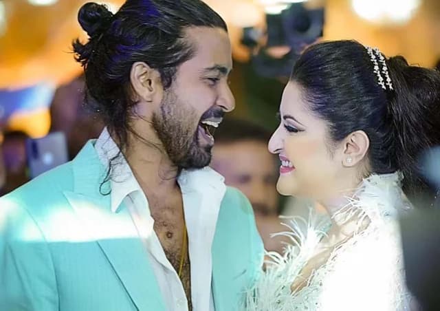 গণমাধ্যম কর্মীদের কাছে সময় চাইলেন পরীমণি!