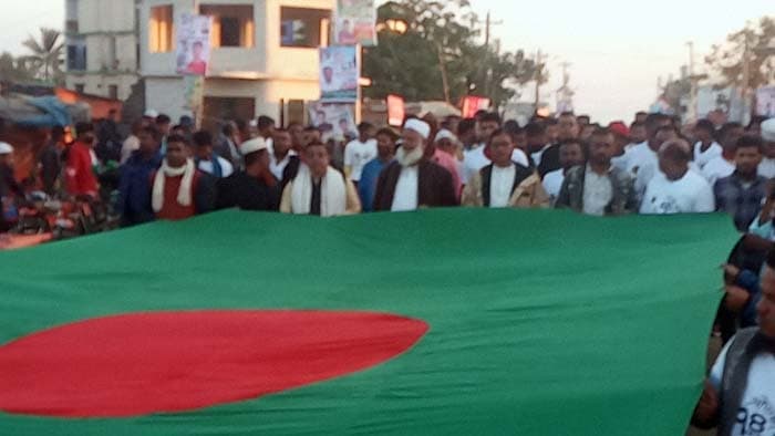 বর্ণাঢ্য শোভযাত্রার মধ্যদিয়ে কুয়াকাটায় ছাত্রলীগের প্রতিষ্ঠাবার্ষিকী পালিত