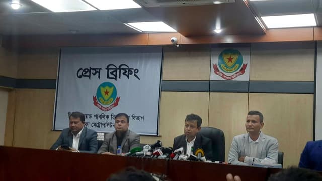 বেনাপোল এক্সপ্রেসে আগুন : বিএনপির সংশ্লিষ্টতা পেয়েছেন ডিবি
