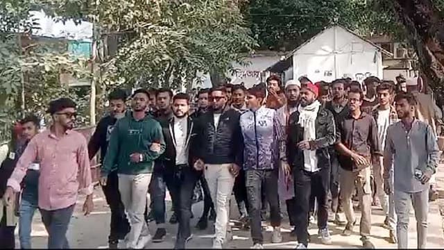তাহিরপুরে মানববন্ধনে হামলা, ছাত্রদের ওপর নির্যাতনের অভিযোগ