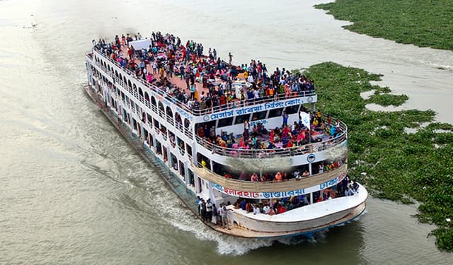 জোয়ার-ভাটায় নির্ভর করে ঢাকা-বরিশাল রুটে নৌ চলাচল