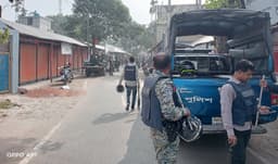 কালকিনিতে বিজয়ী স্বতন্ত্র প্রার্থীর আনন্দ মিছিলে বোমা হামলায়! আহত-৪