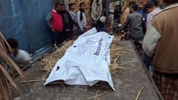 স্ত্রী নৌকার এজেন্ট হওয়ায় স্বামীর সাথে ধস্তাধস্তি, মারা গেলেন স্বামী !