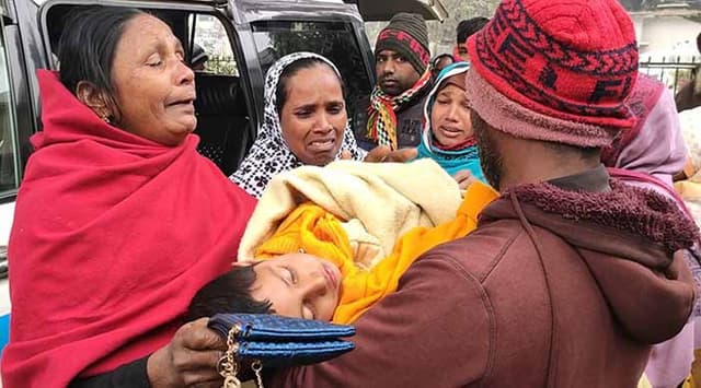 ঠাকুরগাঁওয়ে করোনার টিকা দেওয়ার পর অসুস্থ শিশু!