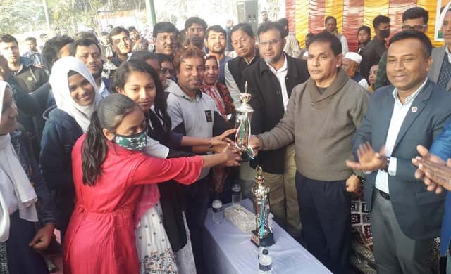 গোয়ালন্দে ৫১ তম শীতকালীন ক্রীড়া প্রতিযোগিতার পুরস্কার বিতরণ