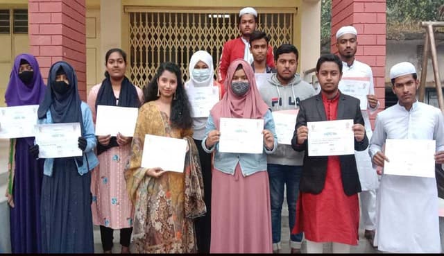 গোয়ালন্দে জিপিএ-৫ প্রাপ্ত শিক্ষার্থীদের সংবর্ধনা