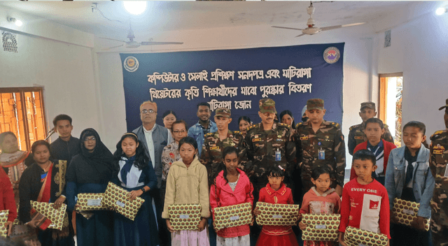 মাটিরাঙ্গাতে সেনাবাহিনীর মানবিক সহায়তা প্রদান