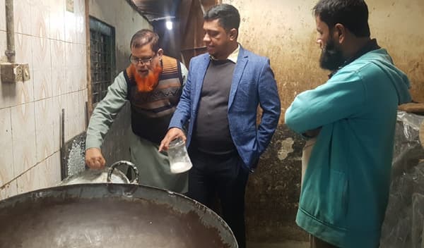 মৌলভীবাজারে ভোক্তা অধিকারের অভিযানে ৩ প্রতিষ্ঠানকে জরিমানা