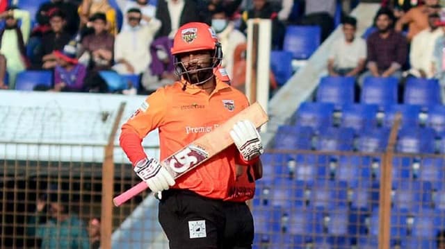 টি-টোয়েন্টিতে ৭ হাজারী ক্লাবে তামিম