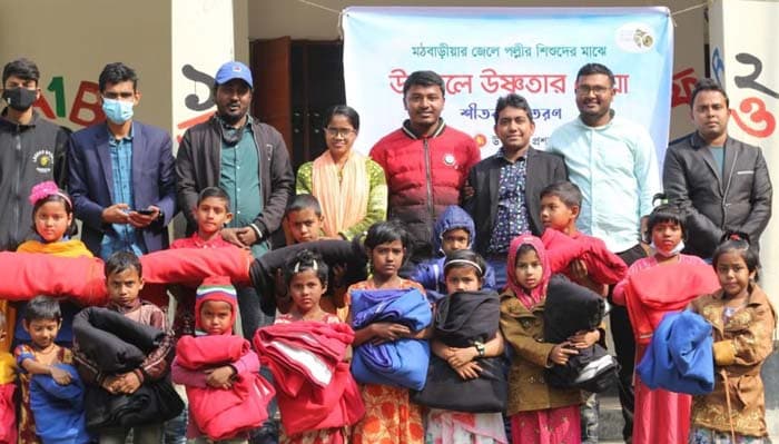 পিরোজপুরের উপকূলে উষ্ণতার ছোঁয়া