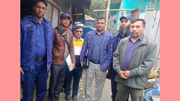 কাউখালীতে দুই প্রতিষ্ঠানকে ভ্রাম্যমান আদালতের জরিমানা