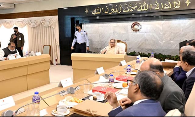 মন্ত্রিসভার সিদ্ধান্ত বাস্তবায়ন হার ৬৭.৭৮ শতাংশ: মন্ত্রিপরিষদ সচিব