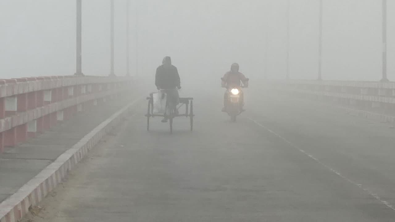 আবারো দেশের সর্বনিম্ন তাপমাত্রায় কাঁপছে দিনাজপুর