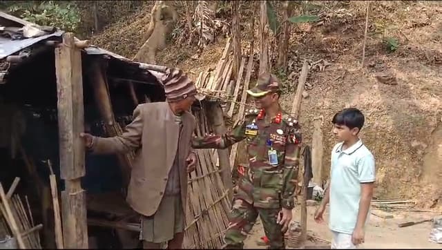 অভাবের তাড়নায় সবকিছু বিক্রি, ঘর দেওয়ার প্রতিশ্রুতি সেনাবাহিনীর