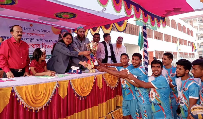 ডাসারে গোল্ডকাপ ভলিবল টুর্নামেন্টের ফাইনাল খেলা অনুষ্ঠিত