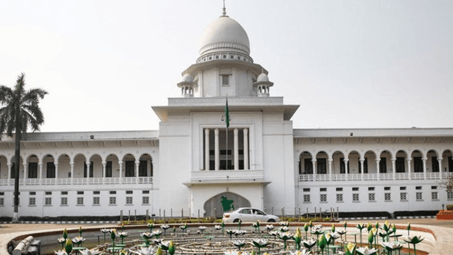 ঝালকাঠিতে আদালত বর্জনের ঘোষণা আইনজীবীদের