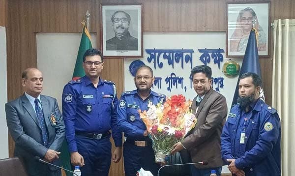 পিরোজপুরে সাংবাদিকদের সাথে পুলিশ সুপারের মতবিনিময়