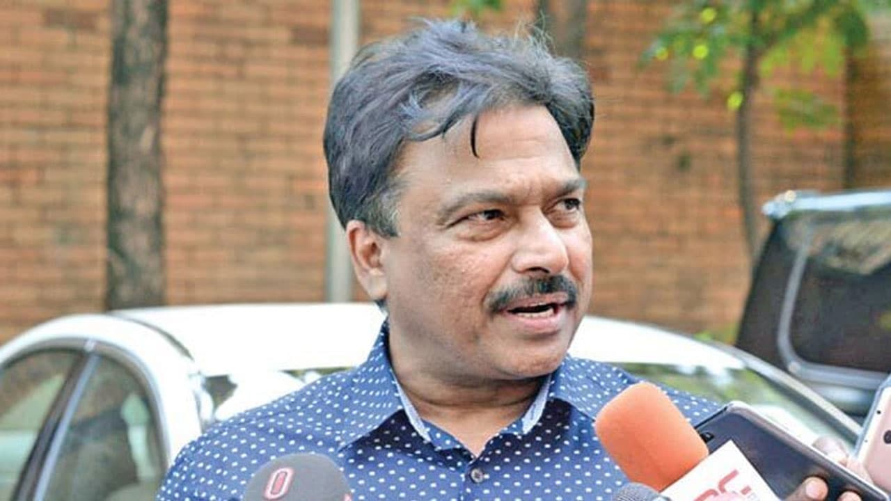 বিপিএলের অনিয়ম নিয়ে বোমা ফাঁটালেন ফারুক আহমেদ