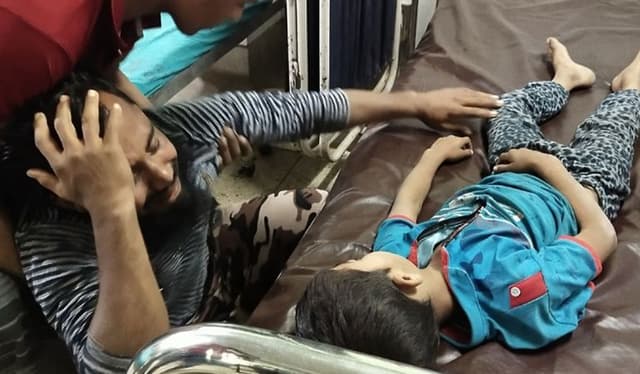 রাজধানীতে ছাদ থেকে পড়ে শিশুর মৃত্যু