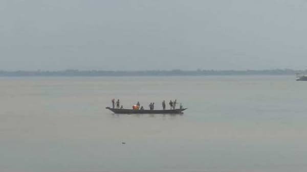 পদ্মায় ডুবে প্রাণ হারালেন দুই স্কুলছাত্র