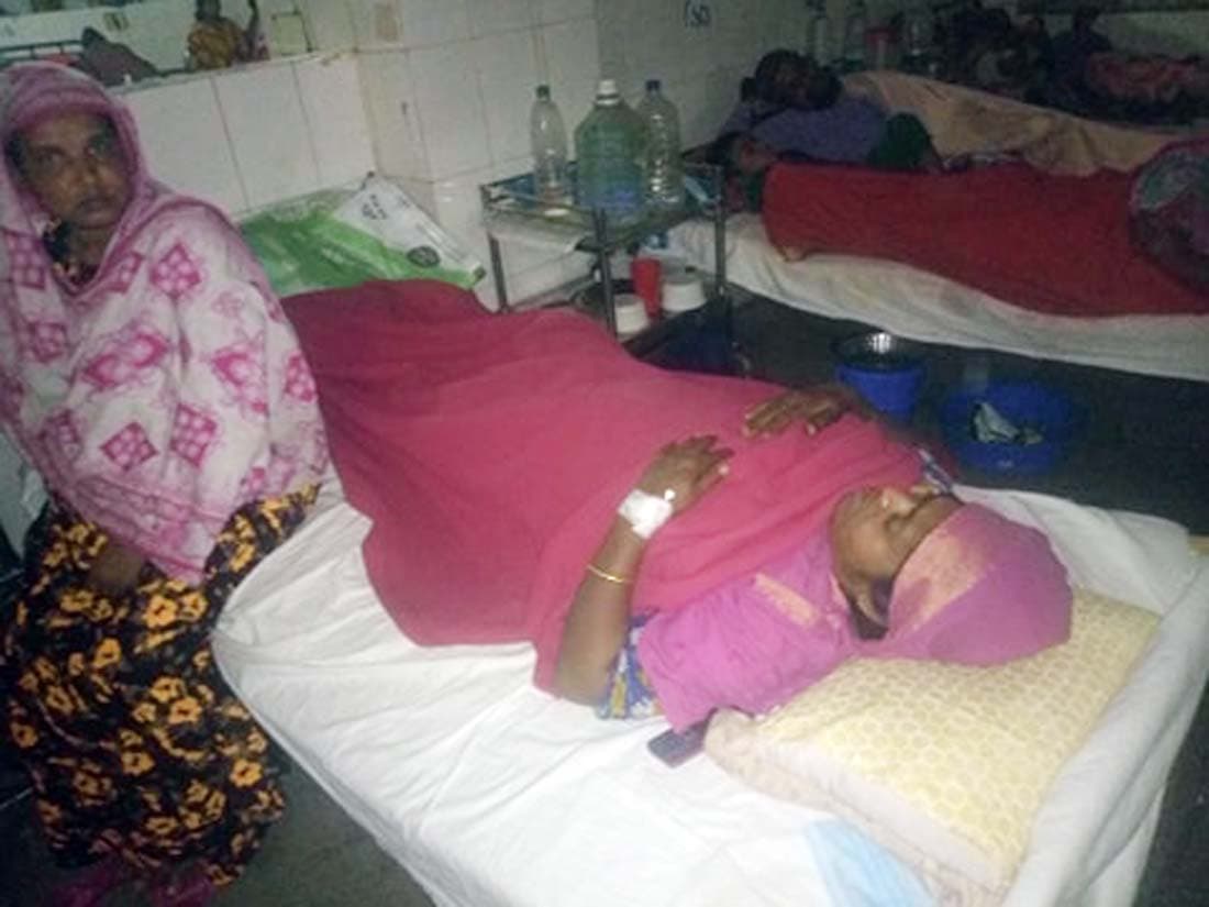 ৯৯৯-এ ফোন দিয়ে প্রাণে রক্ষা পেলেন বাবুগঞ্জের গৃহবধূ