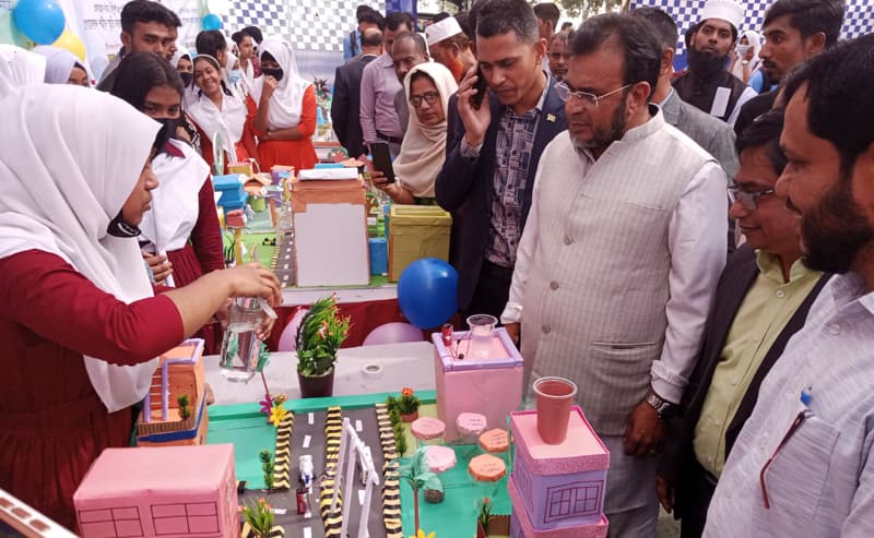 গোয়ালন্দে দুই দিনব্যাপী বিজ্ঞান মেলার উদ্বোধন