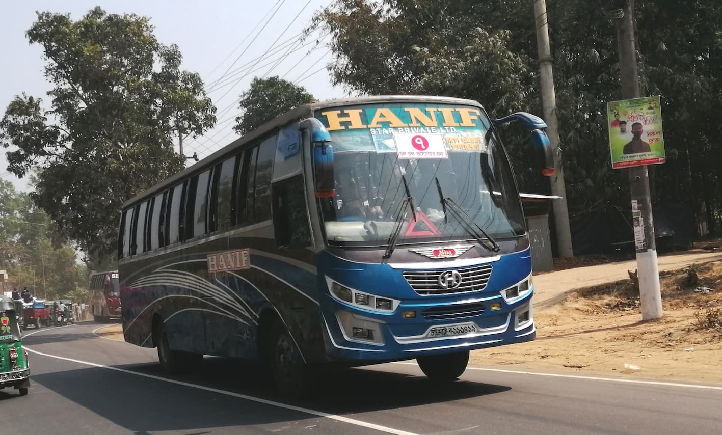 উখিয়া থেকে ২০ টি বাস যোগে ভাসানচরে রোহিঙ্গা যাত্রা