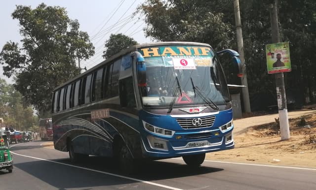 উখিয়া থেকে ২০ টি বাস যোগে ভাসানচরে রোহিঙ্গা যাত্রা