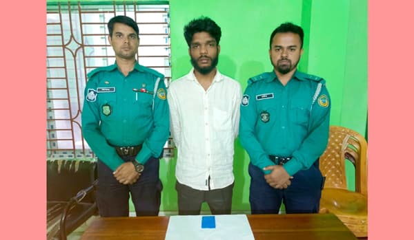 বরিশালে ইয়াবাসহ আটক ১